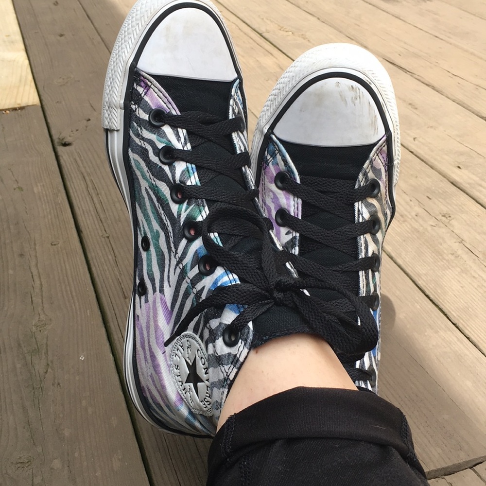 Super cute zebra converse